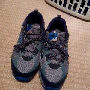 New Balance 481 v3, 11 wide mens, gray/blue/yellow